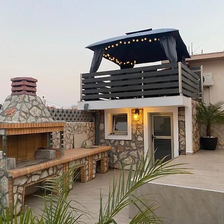 Massari Vakantiehuis Charaki